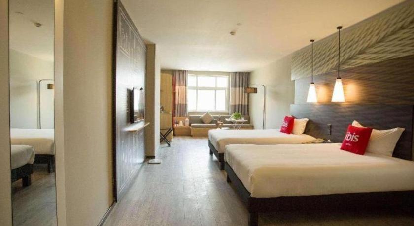 Готель Ibis Xi'An First Gaoxin Rd Екстер'єр фото