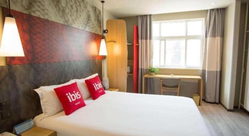 Готель Ibis Xi'An First Gaoxin Rd Екстер'єр фото